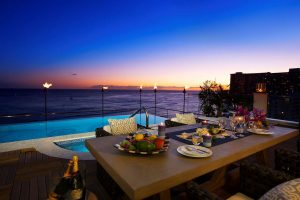 Espacio The Jewel of Waikiki, готель з одним люксом на поверсі – найпростіший спосіб випробувати все, що може запропонувати Вайкікі, не маючи справу з гучними сусідами espacio the jewel of 300x200 - Espacio The Jewel of Waikiki, готель з одним люксом на поверсі – найпростіший спосіб випробувати все, що може запропонувати Вайкікі, не маючи справу з гучними сусідами